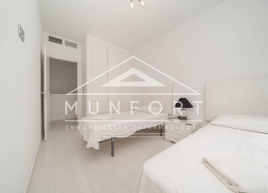 Villa/Maison de 4 chambres à louer à Lo Pagan avec piscine - 1 999 € (Ref: 9921405)
