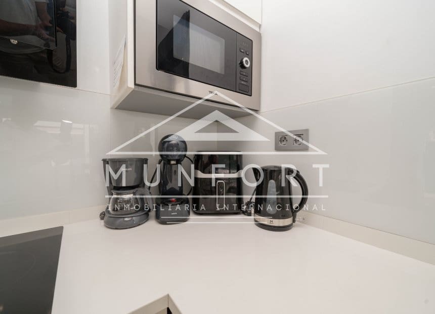 Villa/Maison de 4 chambres à louer à Lo Pagan avec piscine - 1 999 € (Ref: 9921405)