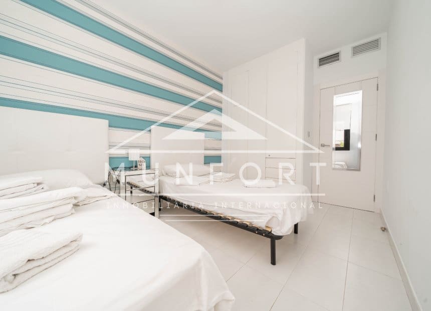 Villa/Maison de 4 chambres à louer à Lo Pagan avec piscine - 1 999 € (Ref: 9921405)