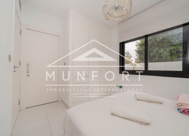 Villa/Maison de 4 chambres à louer à Lo Pagan, San Pedro del Pinatar avec piscine - 2 500 € (Ref: 9921405)