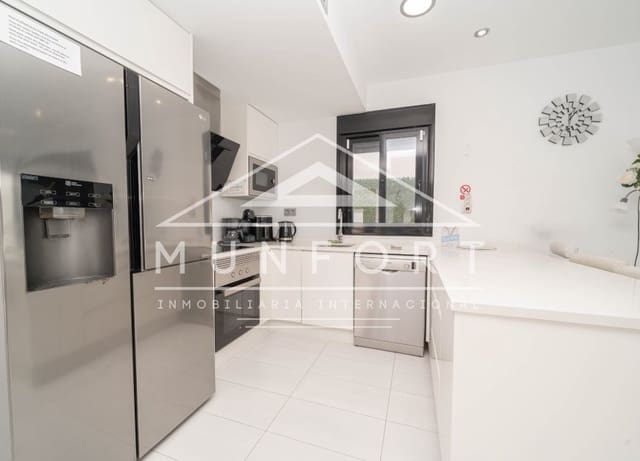 Villa/Maison de 4 chambres à louer à Lo Pagan, San Pedro del Pinatar avec piscine - 2 500 € (Ref: 9921405)