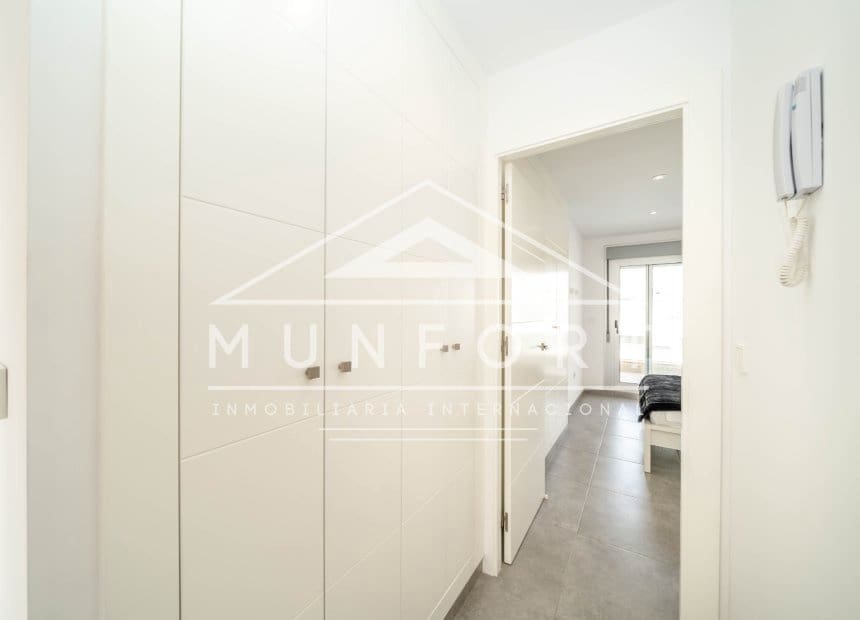 Villa/Maison Mitoyenne de 3 chambres à louer à Santiago de la Ribera avec piscine - 1 800 € (Ref: 9921408)