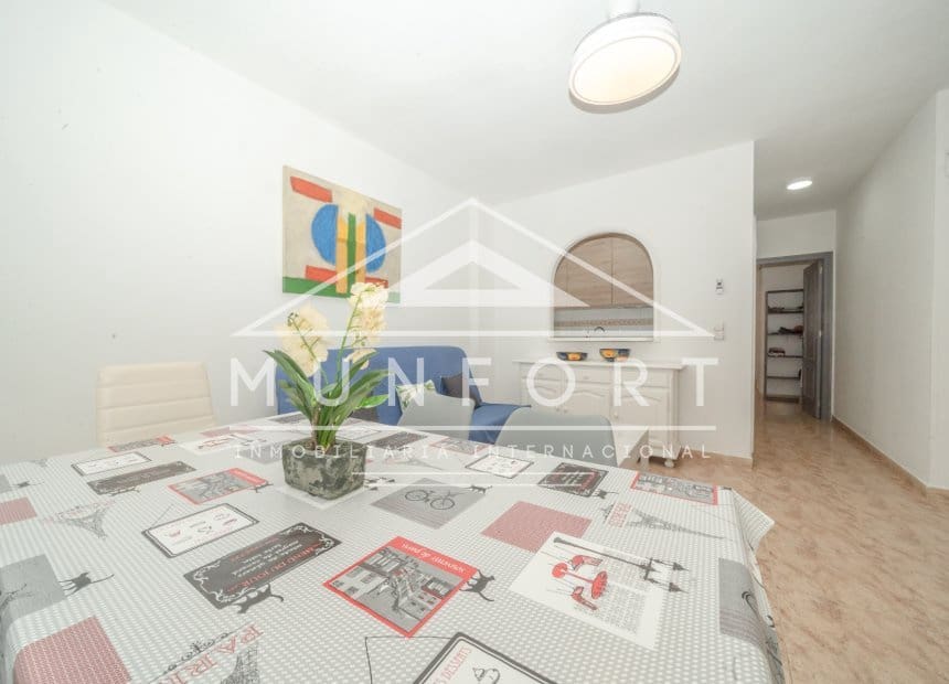 1 soveværelse Lejlighed til leje i Torrevieja med swimmingpool - € 750 (Ref: 9921491)