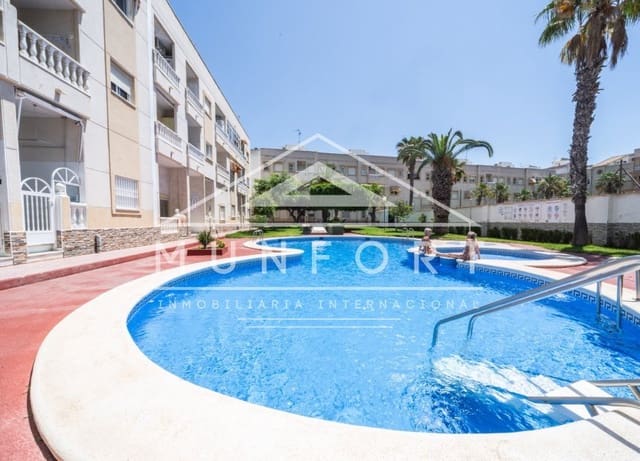 1 makuuhuone Huoneisto vuokrattavana paikassa Antonio Machado, Torrevieja mukana uima-altaan - 750 € (Ref: 9921491)