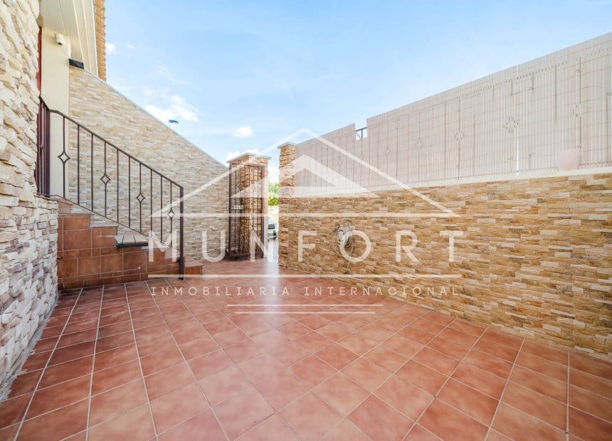 4 bedroom Townhouse for sale in San Pedro del Pinatar - € 289,900 (Ref: 9927914)
