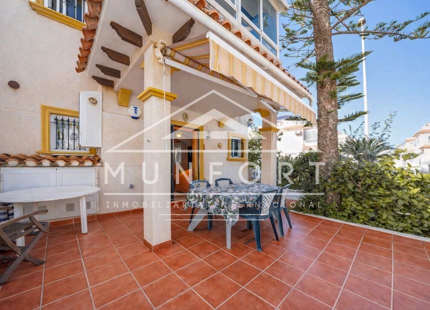 2 soveværelse Villa til salg i La Regia med swimmingpool - € 219.900 (Ref: 9928491)