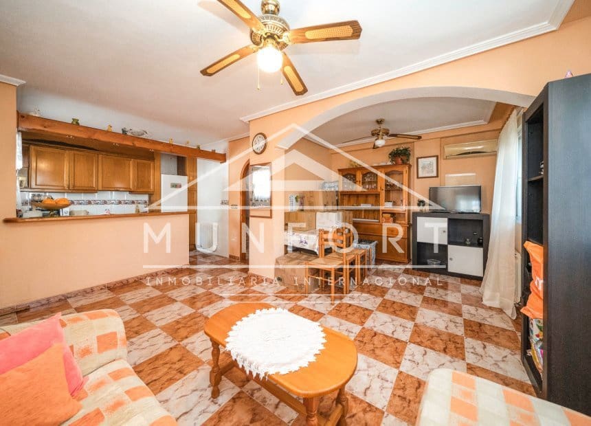 2 soveværelse Villa til salg i La Regia med swimmingpool - € 219.900 (Ref: 9928491)