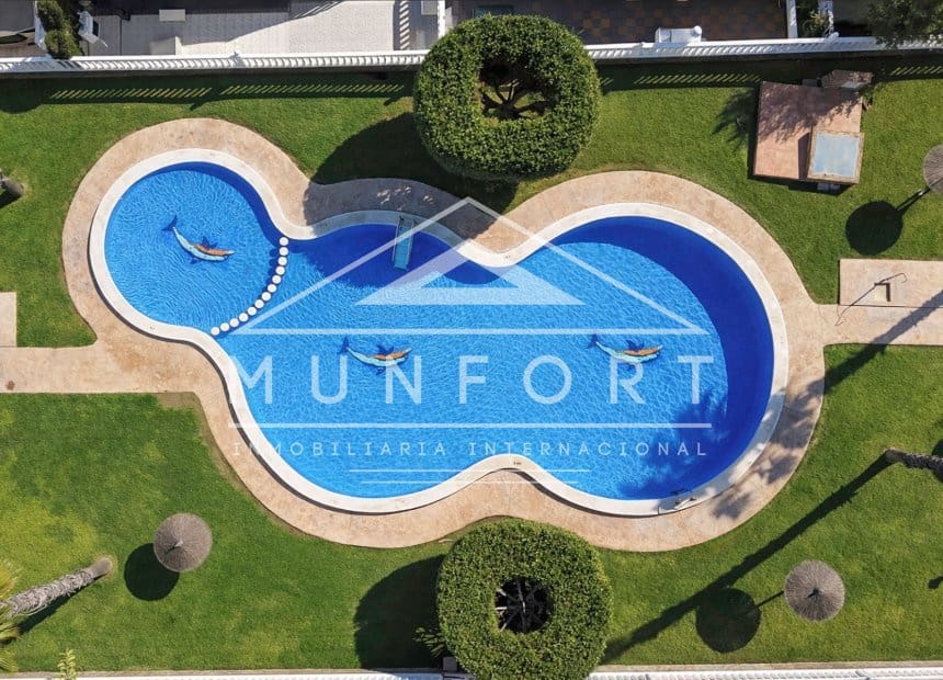 2 soveværelse Villa til salg i La Regia med swimmingpool - € 219.900 (Ref: 9928491)