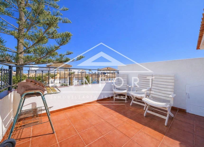 2 soveværelse Villa til salg i La Regia med swimmingpool - € 219.900 (Ref: 9928491)