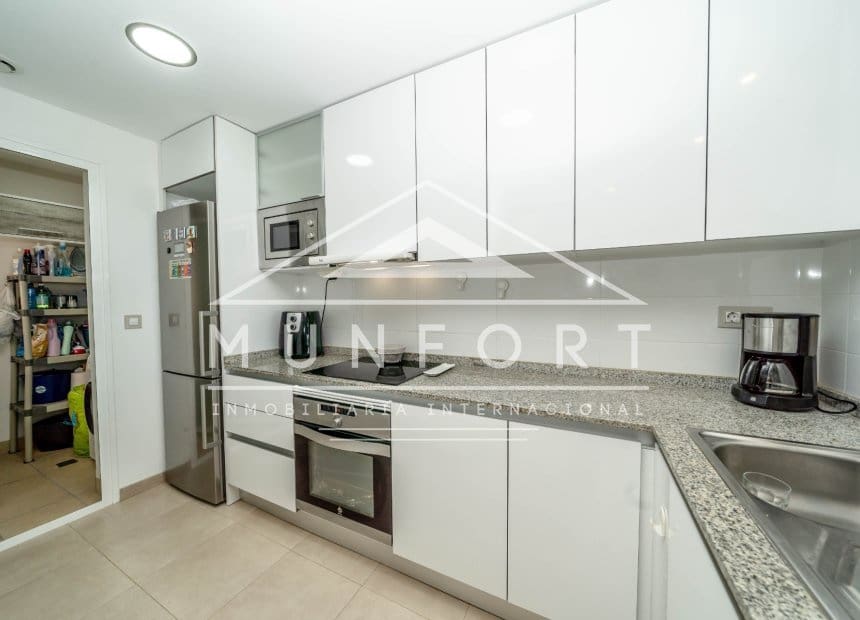 2 makuuhuone Kattohuoneisto myytävänä paikassa Orihuela Costa mukana uima-altaan - 309 000 € (Ref: 9928492)