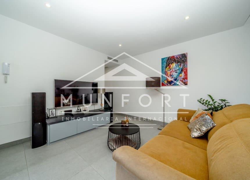 2 bedroom Villa for sale in Roldan with pool - € 289,900 (Ref: 9928552)