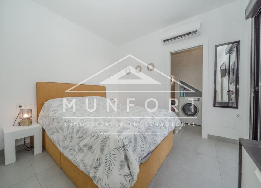2 bedroom Villa for sale in Roldan with pool - € 289,900 (Ref: 9928552)