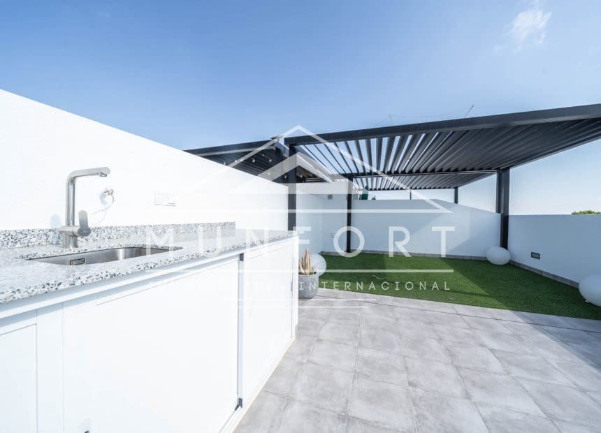 3 bedroom Townhouse for sale in Roldan with pool - € 319,900 (Ref: 9928554)