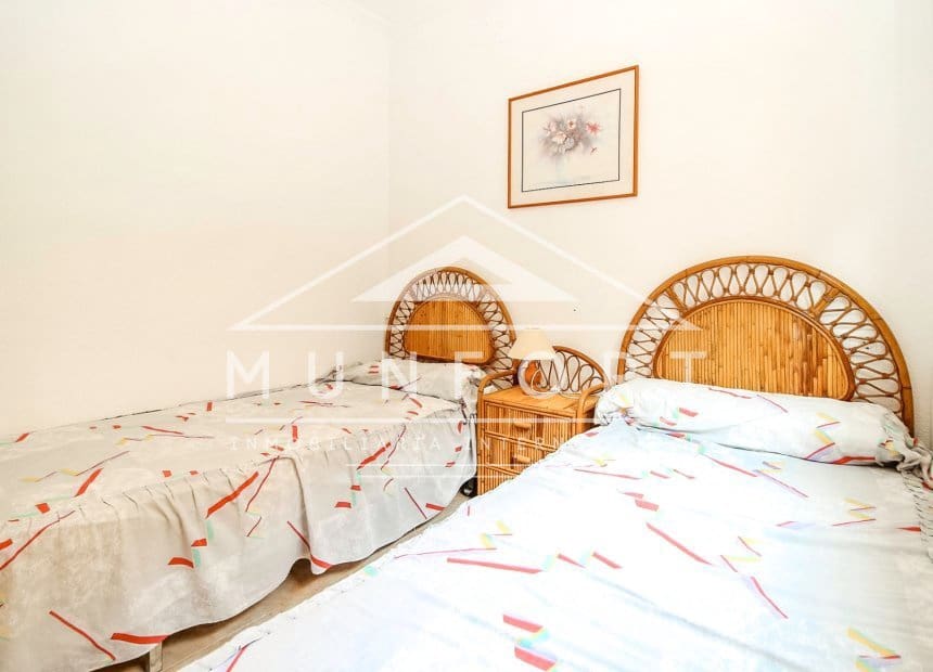 5 bedroom Townhouse for holiday rental in Torre de la Horadada with pool - € 4,000 (Ref: 9937318)
