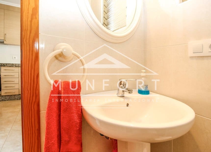 5 bedroom Townhouse for holiday rental in Torre de la Horadada with pool - € 4,000 (Ref: 9937318)