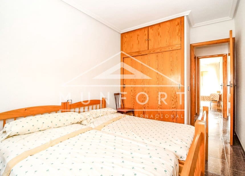 5 bedroom Townhouse for holiday rental in Torre de la Horadada with pool - € 4,000 (Ref: 9937318)