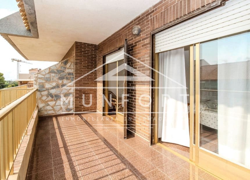 5 bedroom Townhouse for holiday rental in Torre de la Horadada with pool - € 4,000 (Ref: 9937318)