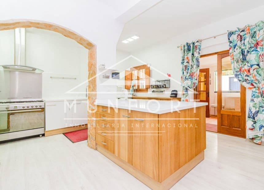 6 soverom Villa til salgs i Gea y Truyols med svømmebasseng - € 599 900 (Ref: 9940720)