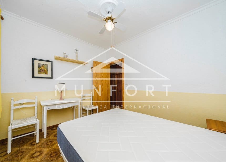 4 Zimmer Villa zu verkaufen in El Carmoli - 250.000 € (Ref: 9940851)