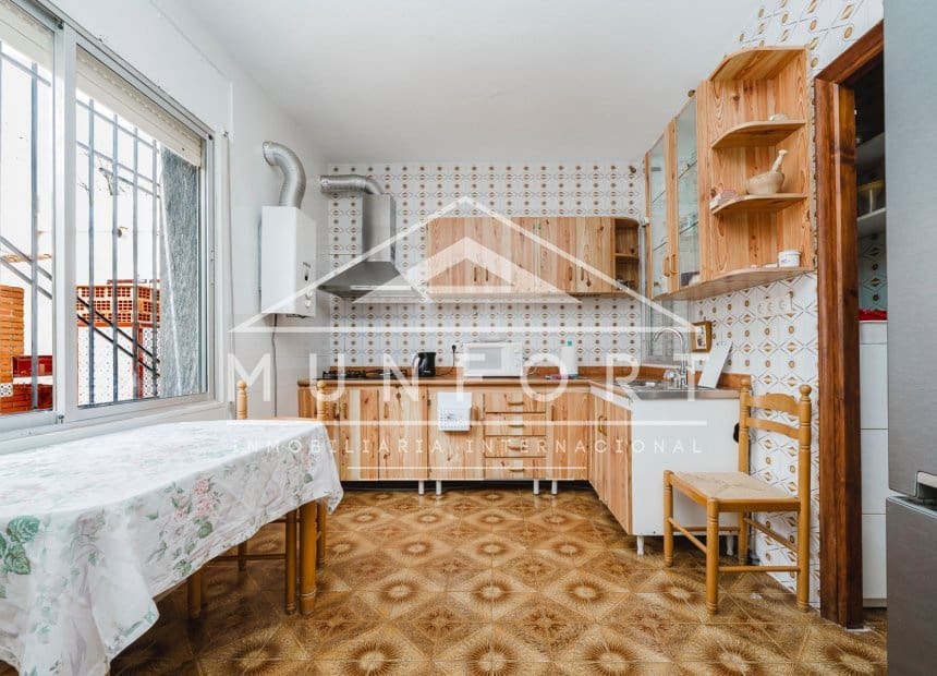 4 Zimmer Villa zu verkaufen in El Carmoli - 250.000 € (Ref: 9940851)