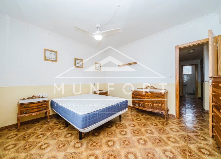 4 Zimmer Villa zu verkaufen in El Carmoli - 250.000 € (Ref: 9940851)