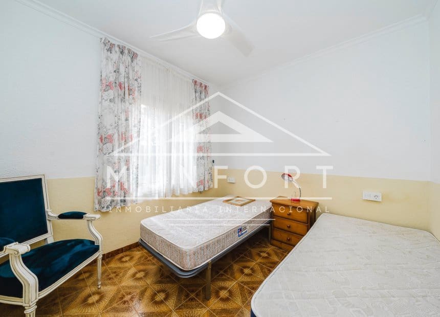 4 Zimmer Villa zu verkaufen in El Carmoli - 250.000 € (Ref: 9940851)