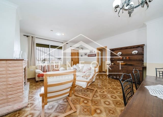 4 Zimmer Villa zu verkaufen in El Carmoli, Cartagena - 250.000 € (Ref: 9940851)