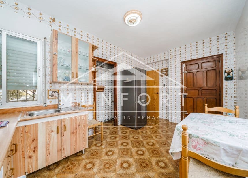 4 Zimmer Villa zu verkaufen in El Carmoli - 250.000 € (Ref: 9940851)