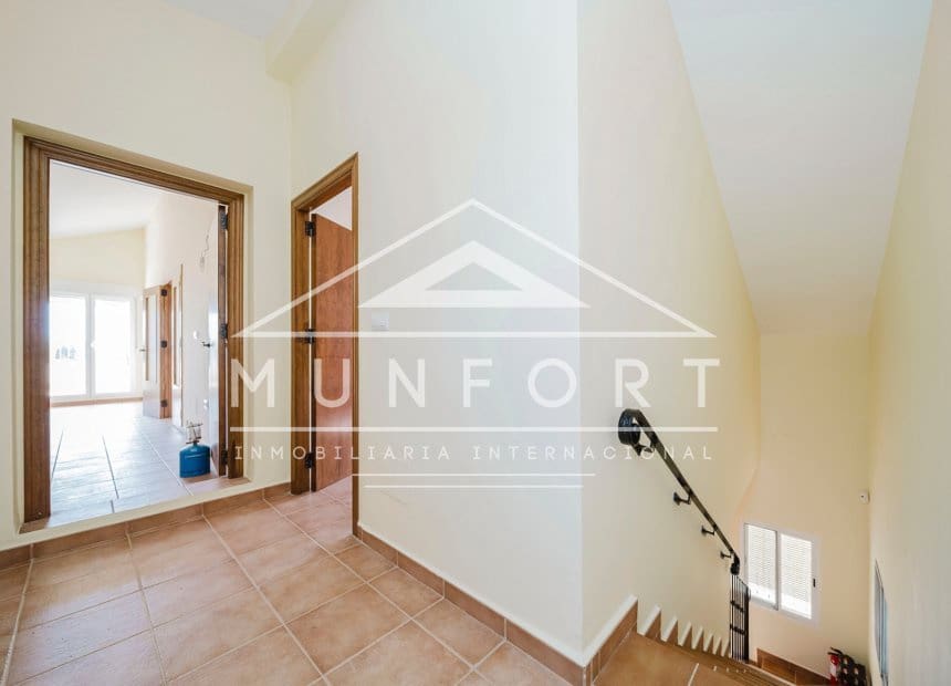 5 soveværelse Villa til salg i Valle del Sol med swimmingpool - € 529.000 (Ref: 9940852)