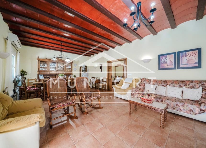 5 soveværelse Villa til salg i Valle del Sol med swimmingpool - € 529.000 (Ref: 9940852)
