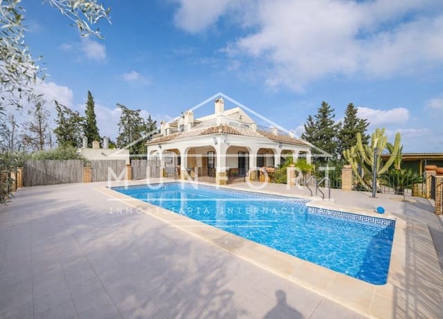 5 soveværelse Villa til salg i Valle del Sol, Murcia by med swimmingpool - € 529.000 (Ref: 9940852)
