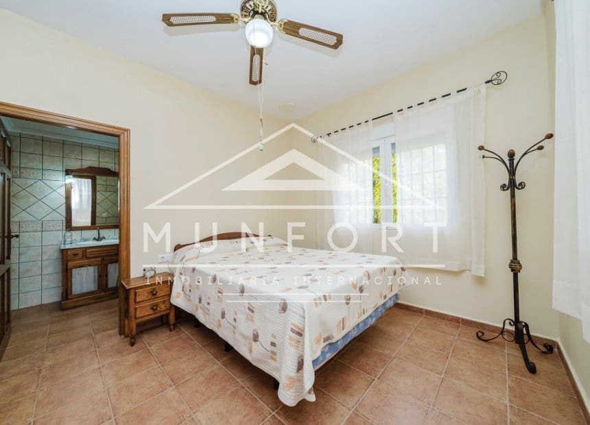 5 soveværelse Villa til salg i Valle del Sol med swimmingpool - € 529.000 (Ref: 9940852)