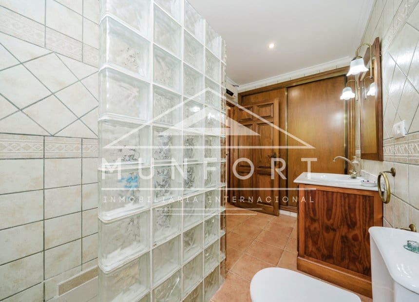5 soveværelse Villa til salg i Valle del Sol med swimmingpool - € 529.000 (Ref: 9940852)