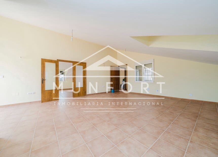 5 soveværelse Villa til salg i Valle del Sol med swimmingpool - € 529.000 (Ref: 9940852)