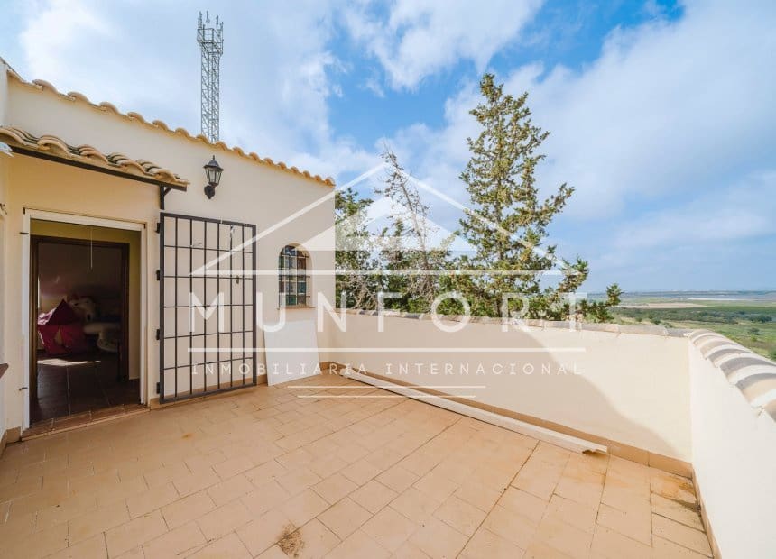 5 soveværelse Villa til salg i Valle del Sol med swimmingpool - € 529.000 (Ref: 9940852)