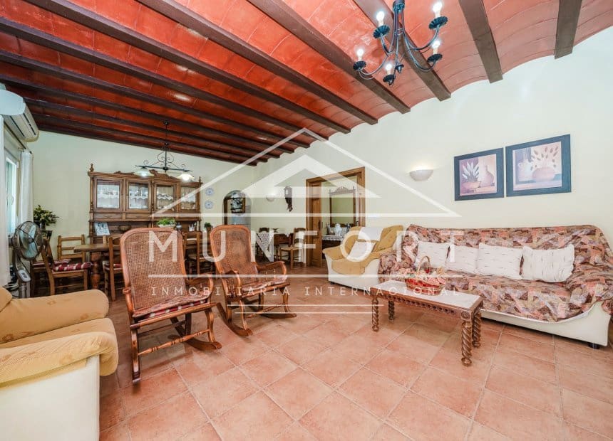 5 soveværelse Villa til salg i Valle del Sol med swimmingpool - € 529.000 (Ref: 9940852)