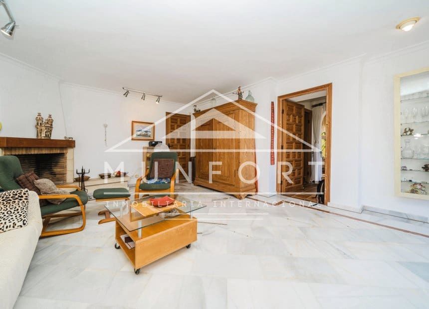6 sovrum Villa till salu i La Manga del Mar Menor - 750 000 € (Ref: 9940856)