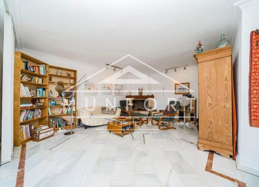 6 sovrum Villa till salu i La Manga del Mar Menor - 750 000 € (Ref: 9940856)