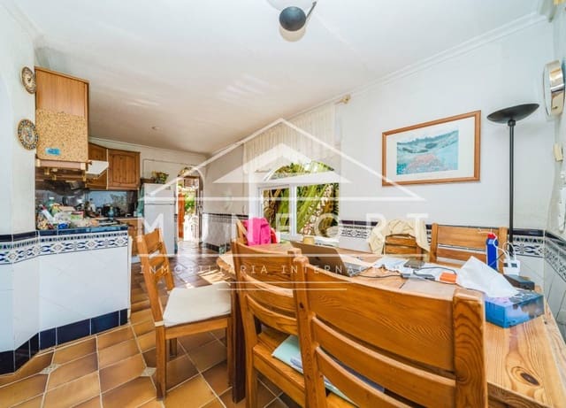 6 sovrum Villa till salu i La Manga del Mar Menor - 750 000 € (Ref: 9940856)