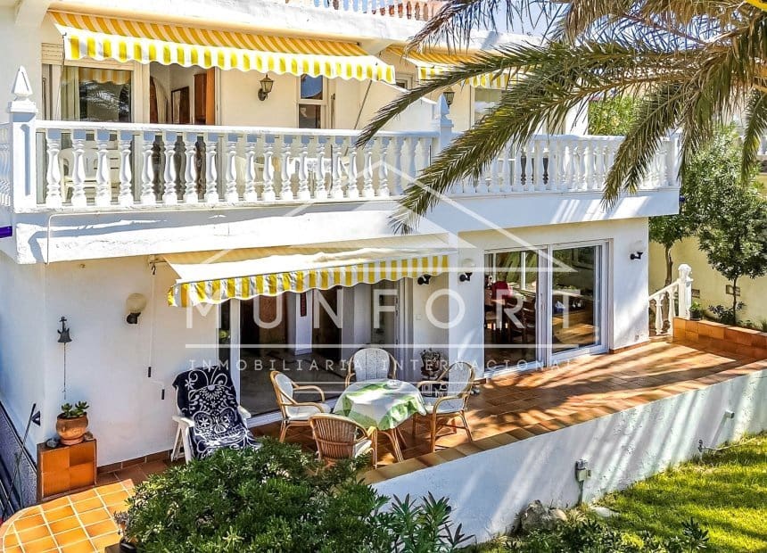 6 sovrum Villa till salu i La Manga del Mar Menor - 750 000 € (Ref: 9940856)
