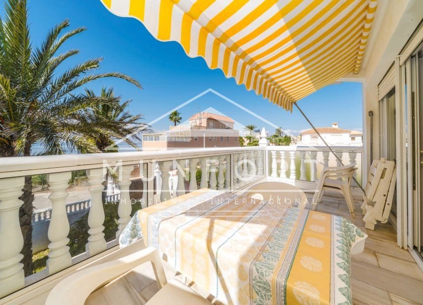 6 sovrum Villa till salu i La Manga del Mar Menor - 750 000 € (Ref: 9940856)