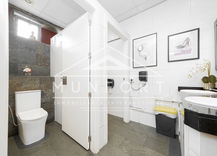 Local Commercial à vendre à San Pedro del Pinatar - 399 900 € (Ref: 9940857)