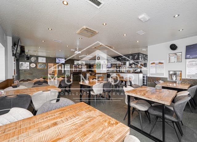 Erhverv til salg i San Pedro del Pinatar ciudad, San Pedro del Pinatar - € 399.900 (Ref: 9940857)
