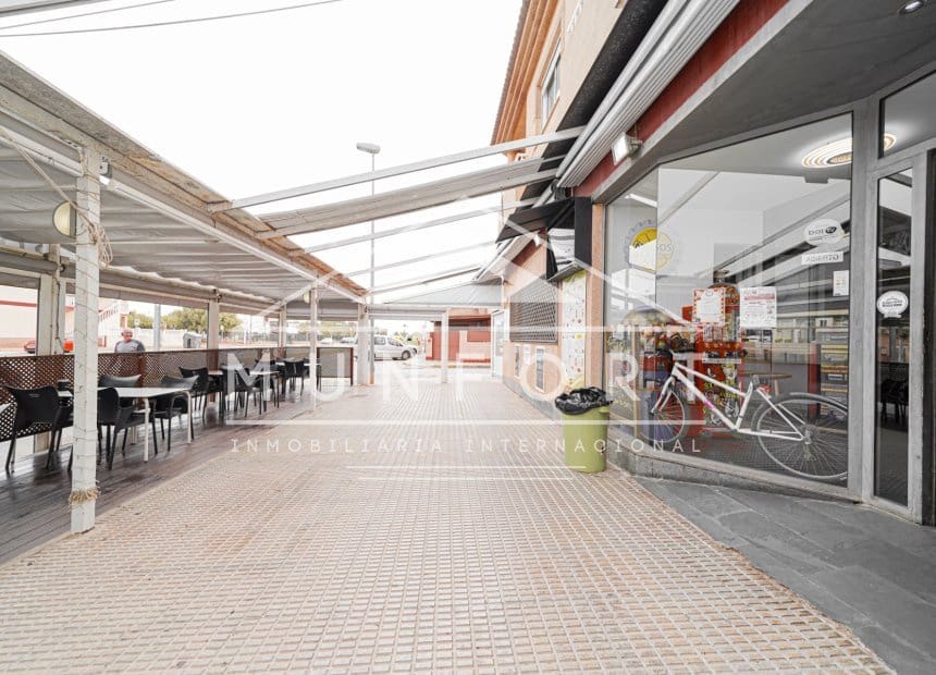 Local Commercial à vendre à San Pedro del Pinatar - 399 900 € (Ref: 9940857)