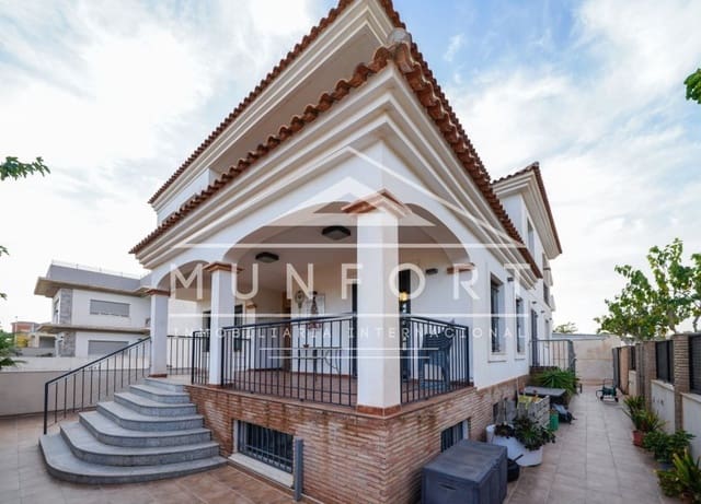 8 sypialnia Willa na sprzedaż w San Pedro del Pinatar ciudad, San Pedro del Pinatar - 1 025 000 € (Ref: 9940860)