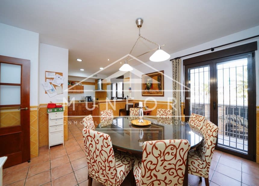 8 soveværelse Villa til salg i San Pedro del Pinatar - € 1.025.000 (Ref: 9940860)