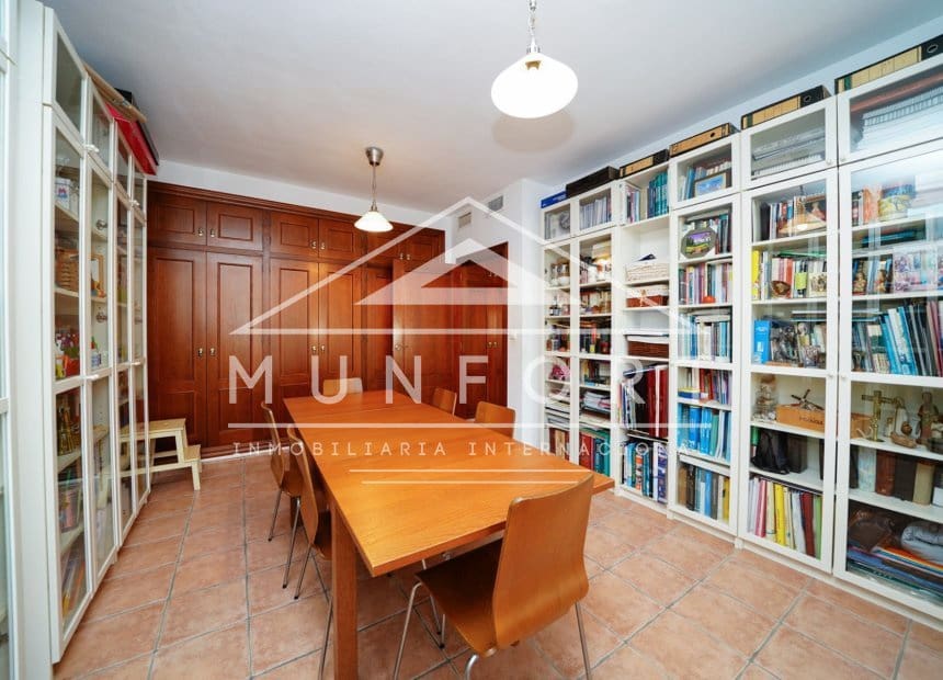 8 soveværelse Villa til salg i San Pedro del Pinatar - € 1.025.000 (Ref: 9940860)