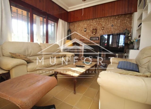 4 Zimmer Villa zu verkaufen in Dehesa de Campoamor, Orihuela mit Pool - 889.900 € (Ref: 9940862)
