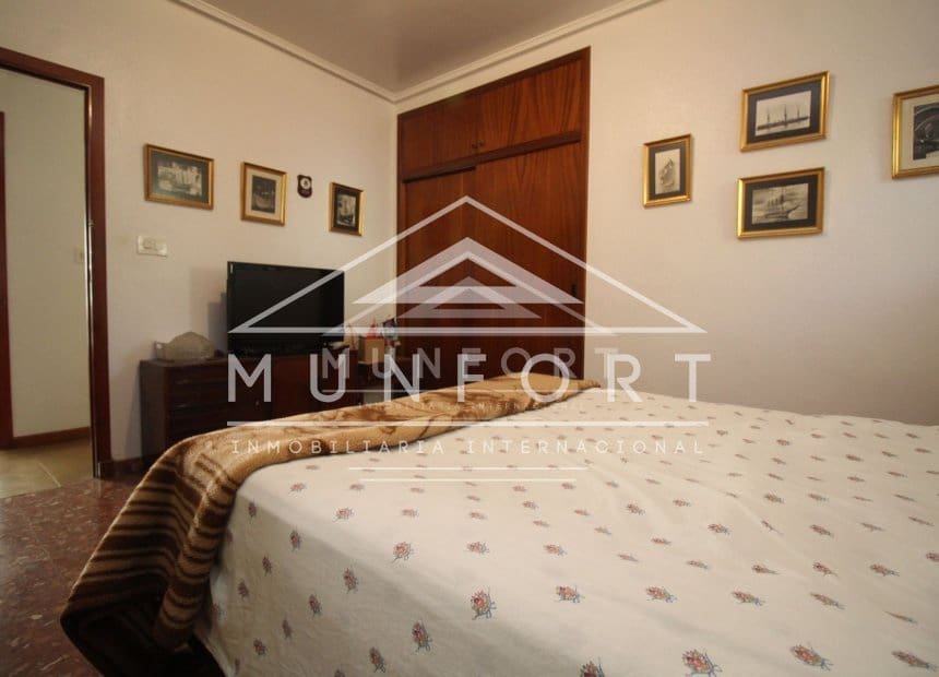 4 Zimmer Villa zu verkaufen in Dehesa de Campoamor mit Pool - 889.900 € (Ref: 9940862)