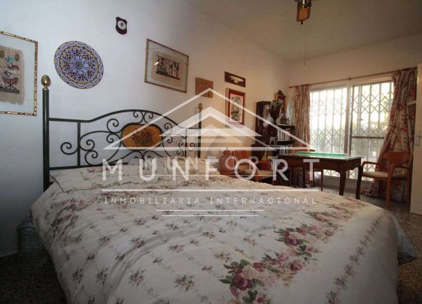 4 Zimmer Villa zu verkaufen in Dehesa de Campoamor mit Pool - 889.900 € (Ref: 9940862)